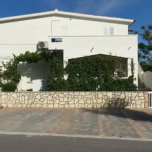 Oaza , Razanac Croatia